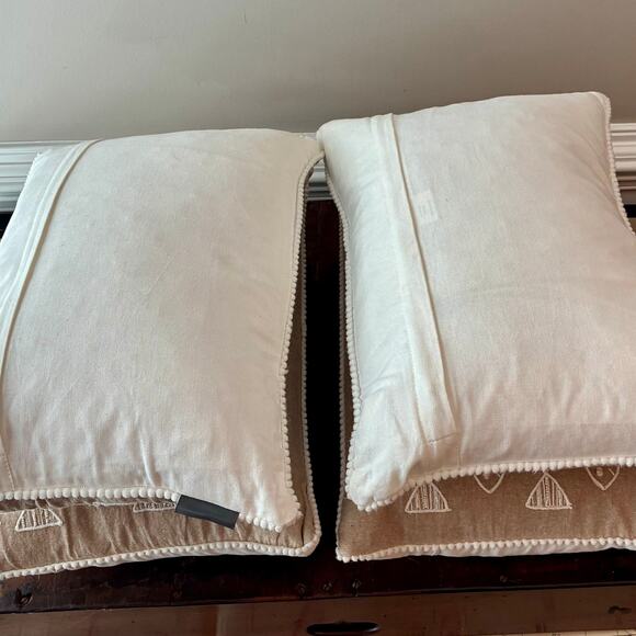 Set of 4 MOD Lifestyles Fish Embroidered Lumbar Throw Pillows Coastal Nautical - Picture 5 of 5